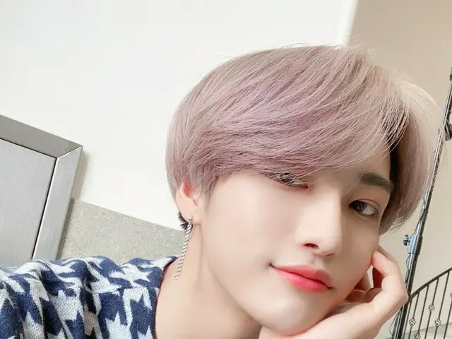 【T公式】에이티즈、[#성화] 저녁 챙겨 먹어요~~<br>에이티니! 남은 하루도 화이팅💜<br>#에이티즈 #에이티즈