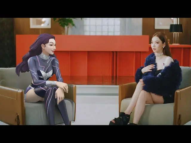 SM 신인 걸 그룹 'aespa "의 KARINA 아바타와 영상을 공개했다. .  