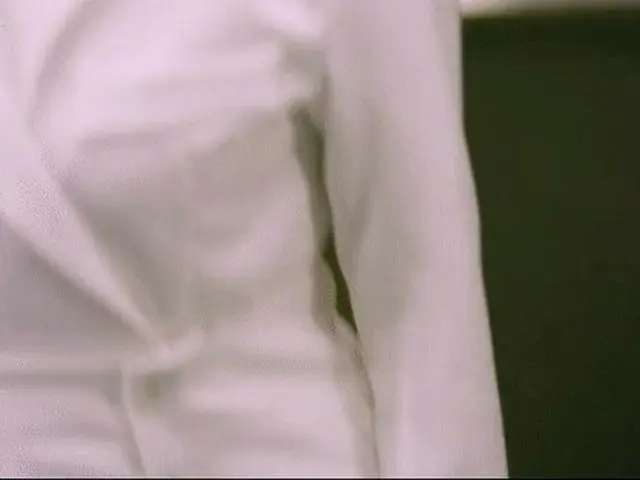 SM 엔터 새로운 걸 그룹 aespa KARINA & EXO 카이의 현대차 광고 영상 장면 ③. .