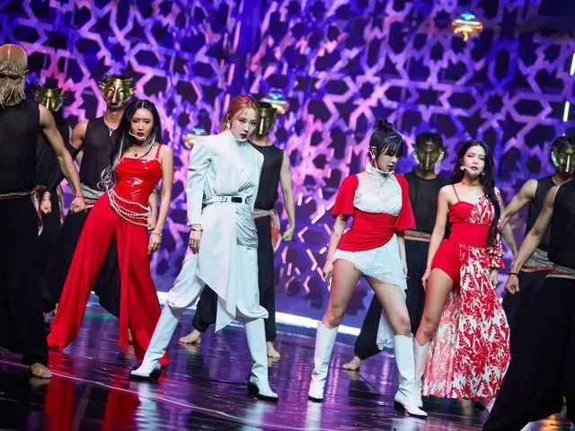 【t公式】마마무、[#마마무]<br><br>[마마무] 컴백쇼 ‘MONOLOGUE’<br>BACKSTAGE 단독 공개!<br><br>🔗  <br>