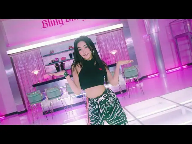 Bling Bling의 일본인 멤버 마린의 댄스 실력이 화제. .  