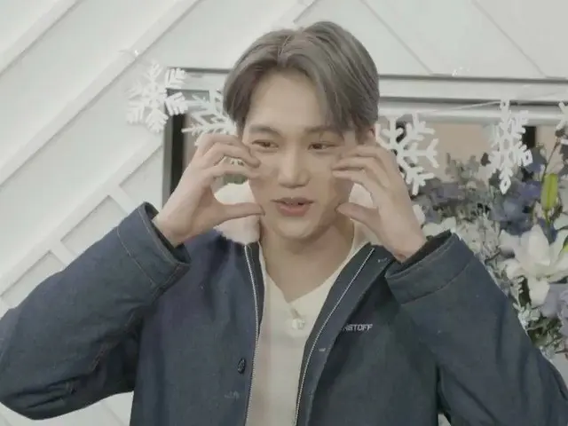 #EXO KAI가 가르치는 「불 하트 '와'풍선 하트 '가 한국에서 화제. ● 군대에서 제대한지 얼마 안된 Xiumin는 세상으로부터 떨어져 있