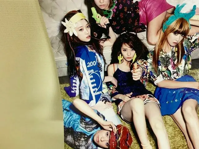 가수 루나, SNS에서 f (x)를 그리워. "우리의 장난 서로하던 시절이 너무 재미 .f (x) 그립다.보고 싶다." .