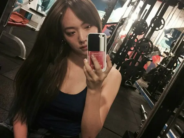 HELLOVENUS lime, updated SNS.