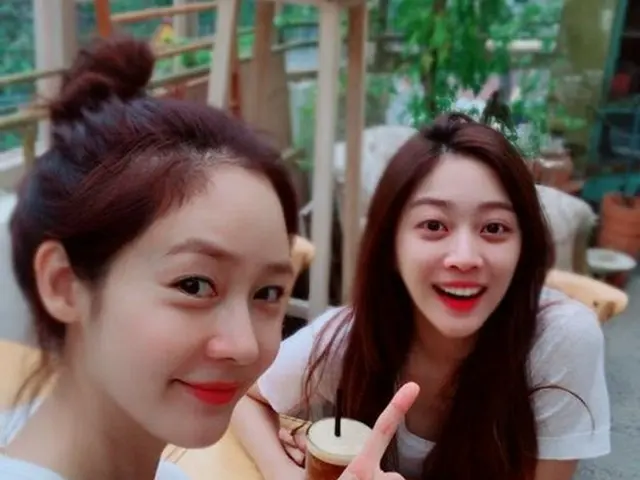 Actress Sung Yu Ri, SNS Update. Together with Jo Bo Ah.