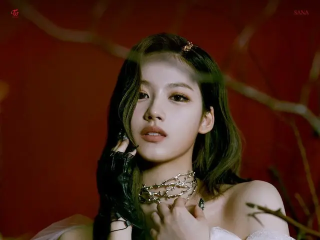 【d公式jyp】트와이스<br>CRY FOR ME<br>Concept Photo<br>SANA<br><br>12.18 (FRI) 투피엠 in KS