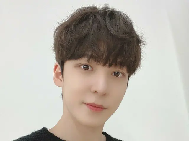 【T公式】에이티즈、[#윤호] 에이티니가 있어서 든든해요💪💕 에이티니도 윤호에게 기대기😘#에이티즈 #에이티즈