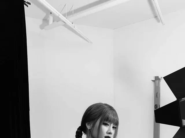 【t公式】(G）I-DLE、[#민니] 네버버 덕분에 1위했어요!😆너무너무 고맙고 사랑해❤️❤️❤️#HWAA1stwin 