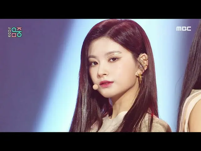 【公式mbk】[쇼! 음악중심_ ] 에버글로우_  - 퍼스트 (에버글로우_ _  - FIRST), MBC 210612 방송　 