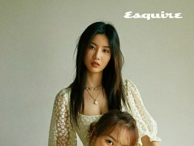 IZ * ONE 출신 은비 & 체원 화보 공개. Esquire. .