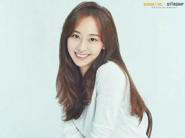 SISTAR former member Dasom, STORY J COMPANY and Exclusive Contract to which KimTae Hee belongs. Beca