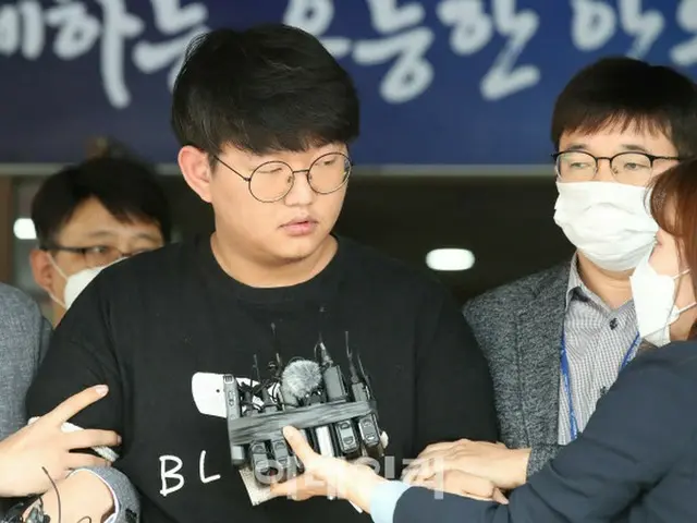 한국 사상 최악의 성범죄 'n 번째 방 사건'운영자 "갓갓"문 횬우쿠 피고 항소를 기각하고 1 심 판결과 징역 34 년. .