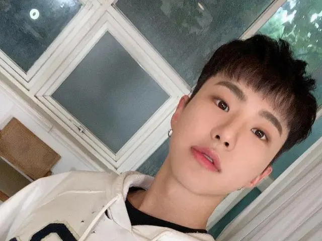 【JT公式】세븐틴、RT pledis_17: [17'S 호시] 캐럿들 호랑해🐯💖💙💎