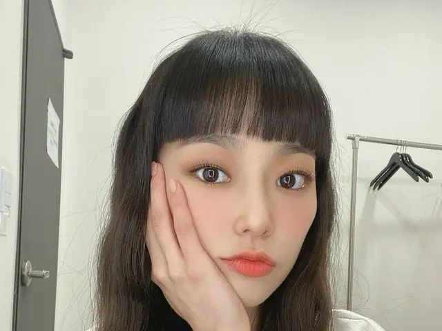 【t公式】씨엘씨、[#예은] 벌써 가을이 되고 추석이 왔네요! 모두들 사랑하는 사람들과 즐거운 시간 보내셨으면 좋겠습니당 :) 즐거운 한가위 되세