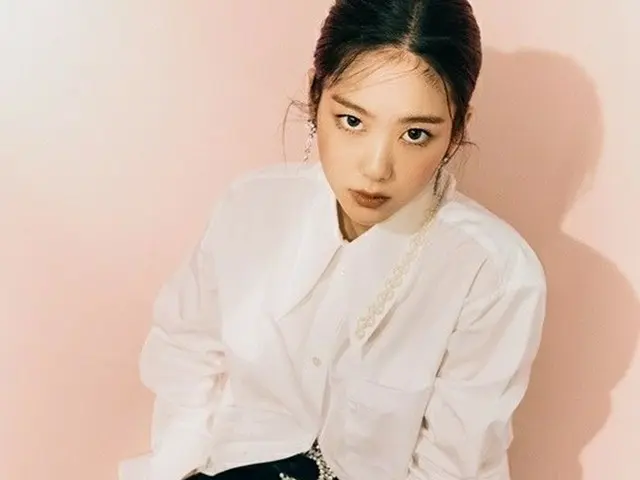 OH MY GIRL 지호 화보 공개. Y MAGAZINE. .
