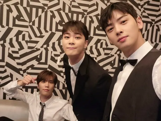 【T公式】아스트로、로하~~!!!값진 상 받게 해줘서 고마워요!!<br>건강하고 우리 더 행복하자요!!😄😄<br>#아스트로 #아로하