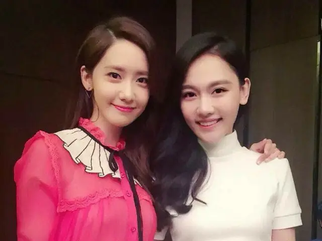 Topic: SNSD Yoona, photo with close friend who is a Thai actress. * Thai actresshas a charm differen
