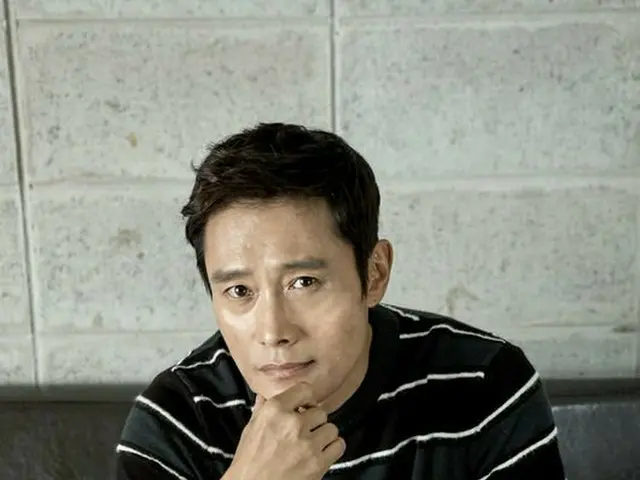 Actor Lee Byung Hun, talks about the movie ”Namhan Fortress”. ”There is a partoverlapping the realit