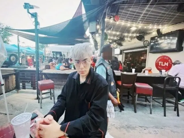 TOP(BIGBANG), 해외에서의 근황을 공개. .