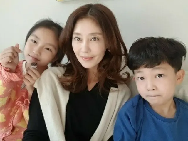 JEWERLY 출신의 이지현, JTBC 「용감한 솔로 육아 - 내가 기른다」로 차남의 ADHD를 공표. 방송 후 응원 잇따라 감사 전한다. .