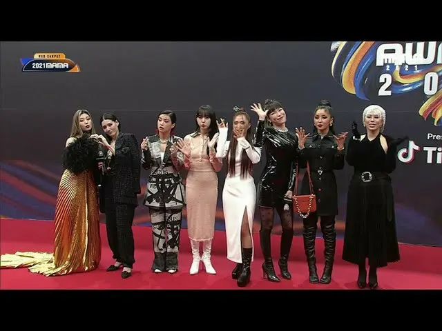 【公式mnk】[2021 MAMA] Red Carpet with STREET WOMAN FIGHTER | Mnet 211211 방송　 