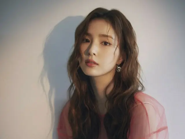 여배우 신세경, 넷 유저가 신세경과 교환한 DM의 캡처 사진을 공유했기 때문에 그런 일을 한 적은 없다고 부정. .