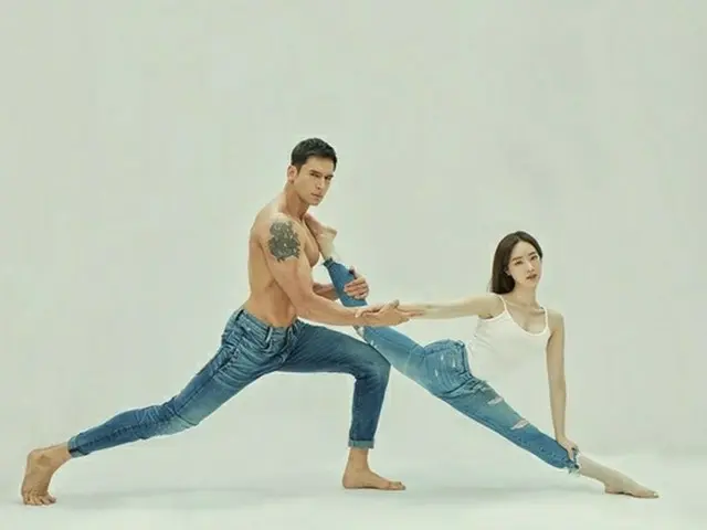 탤런트 양종원, 모델 줄리안 강과 찍은 화보를 공개. 유연성이 화제. .
