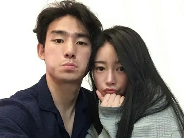 ”November Marriage” Soyeon (T-ARA) released a two-shot photo with soccer playerCho Yu-min, who is 9