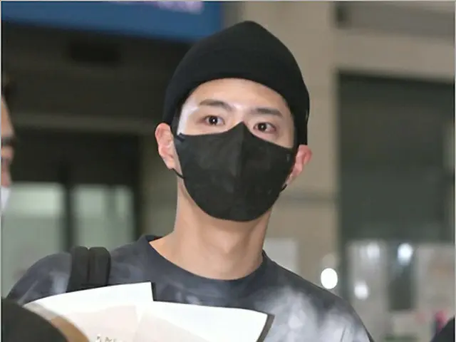 Actor Park Bo Gum returned from Thailand after a fashion brand event. ..