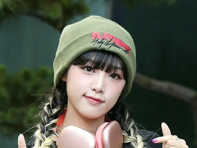 Choi Yena (former IZONE), to the broadcasting station to appear on KBS ”MusicBank”. . .