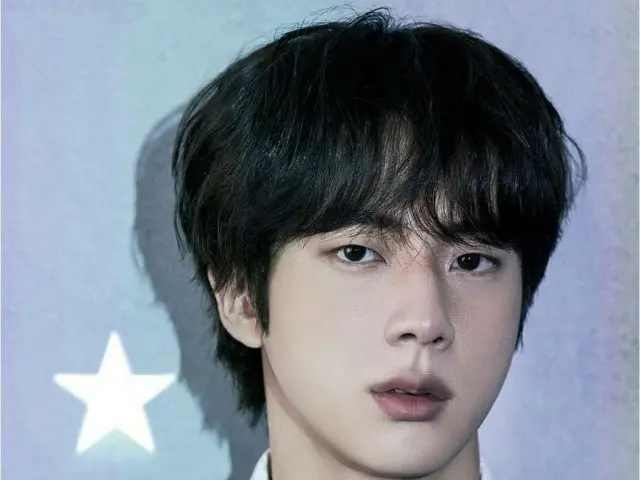 It is reported that JIN was selected as a model for ”Jin Ramen” (Ottogi). . .