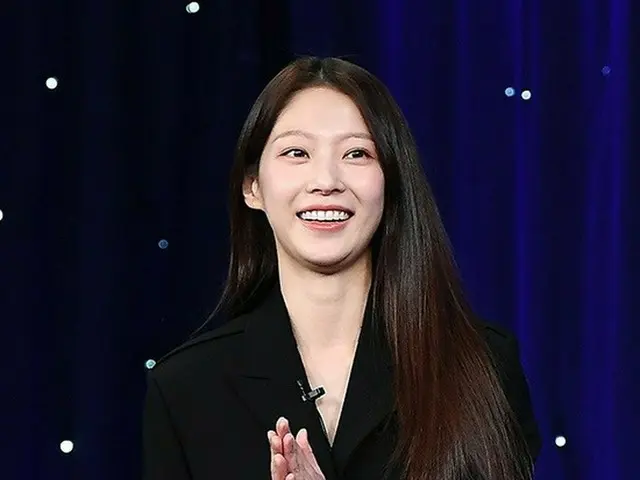 공승연, 실 여동생 종연(TWICE)과의 에피소드가 화제에. . ●작년, 청룡 영화상에서 신인상 수상시에 「스피치를 준비하고 있으면 여동생에게 
