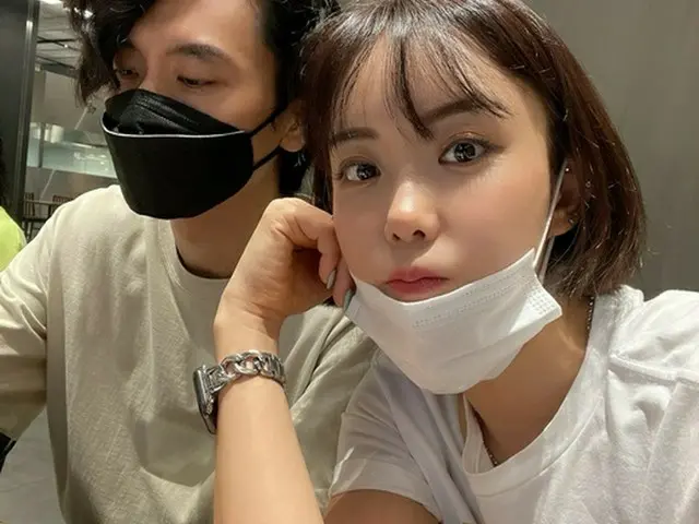 ENA의 버라이어티 프로그램 '돌싱글스3'에 출연한 이소라, 이혼 이유에 대해 폭로하는 영상이 게재돼 제작진이 사실을 확인 중. .