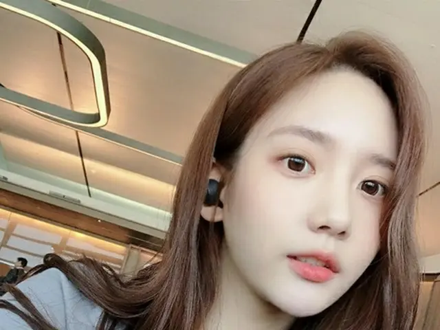 세 번째 약물 사용 혐의 한소희(전 연습생), 오늘(11/16)의 항소심에 참석하지 않고… 재판 당일에 불출석 사유서를 제출했다고 보도된다. .