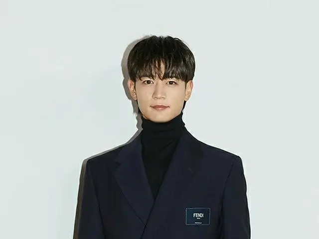 Minho (SHINee) attended the online press conference for his 1st solo album”CHASE”. . .
