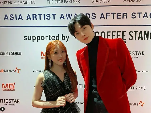야부키 나코, 황민영과의 사진을 투고. 두 사람은 14일 나고야 일본 가이시홀에서 개최된 '2022 AAA After Stage'의 MC를 맡았