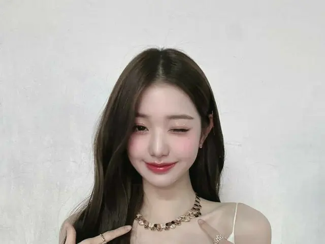 IZ*ONE 출신 #IVE 원영의 '삶은 달걀' 피부가 한국에서 화제. .