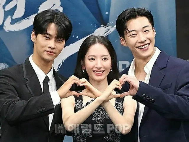 Woo DoHwan, Bona (WJSN), N (VIXX), and Lee Gyu Sung attended the productionpresentation of MBC TV Se