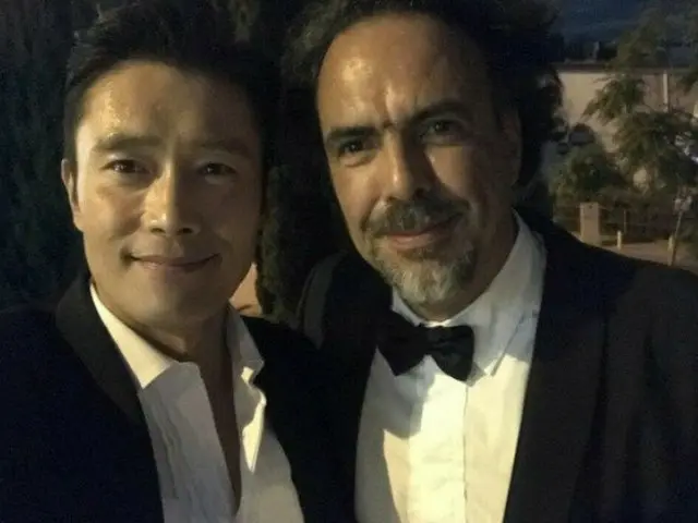 Actor Lee Byung Hun, released two-shot with Alejandro González Inaritu. At LACMAArt + Film Gala.