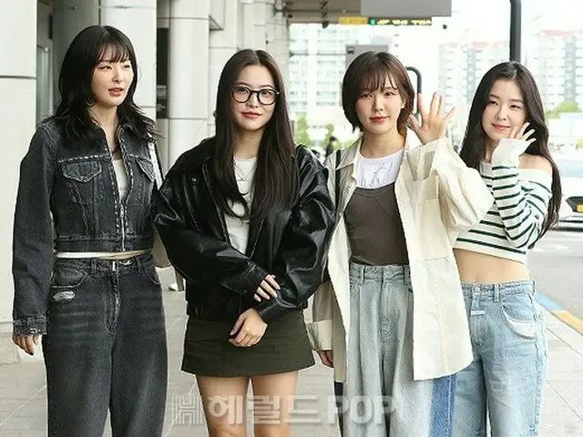 RedVelvet departed to Japan from Gimpo International Airport. . .