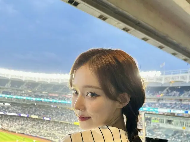 WINTER, who participated in the first pitch Ceremony, released photos at YankeeStadium. . .