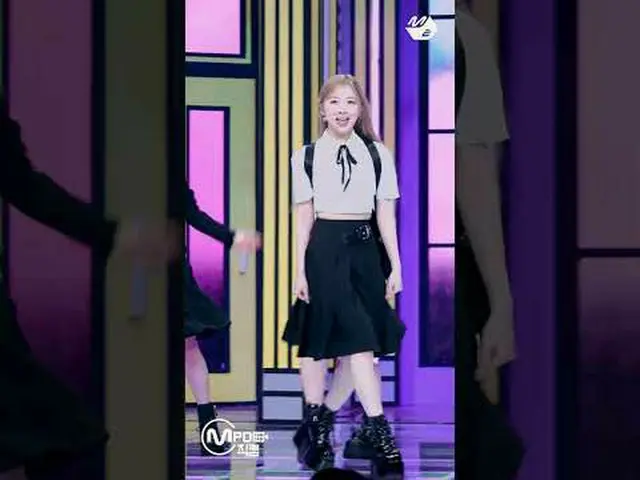 토끼빵 그 자체인 미이히 #NiziU_ _  #MPD직캠 #shorts<br><br>More from #M2? :D<br><br>Facebook
