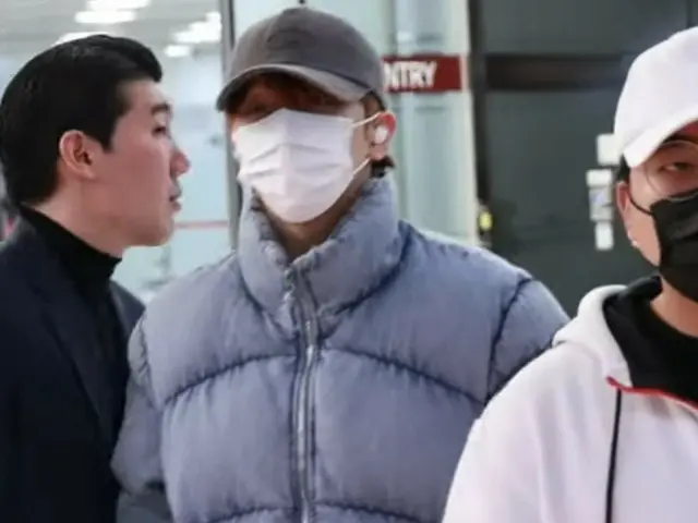 'BOYNEXTDOOR' 은학, 10일 오전 귀국의 모습 @ 김포국제공항.