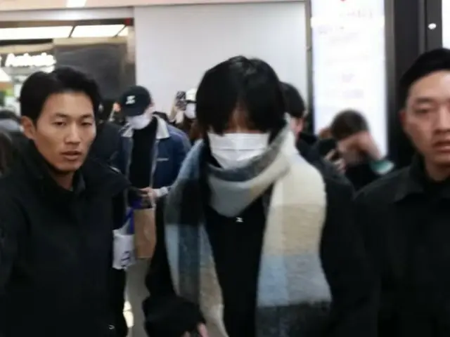'샤이니' 태민&민호, 10일 오전 귀국의 모습＠김포국제공항.