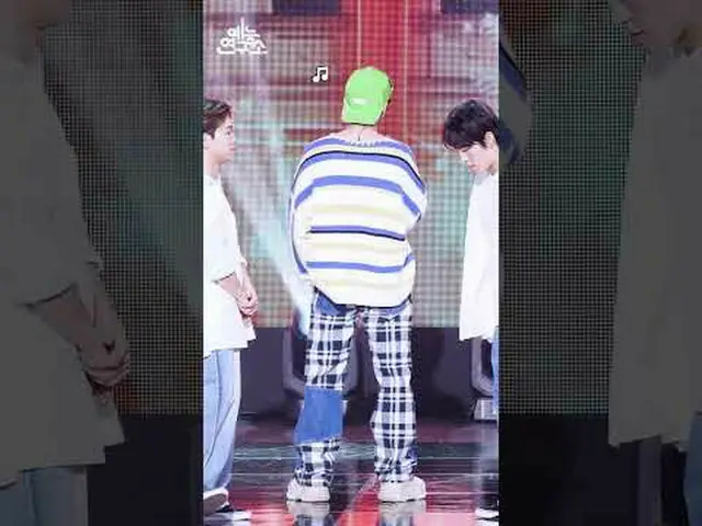 [직캠 보고서🔍] 뒷통수로 인스피릿 조련하는 남떤 남자,,,💚 #남우현 #BabyBaby #Shorts<br><br>남우현 – Baby Ba