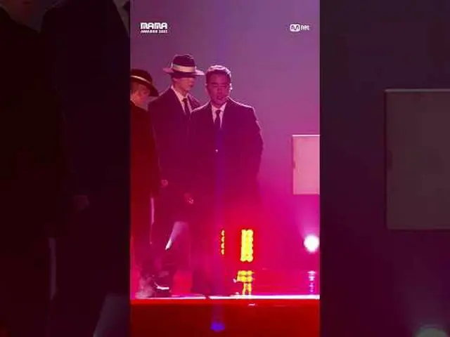 ONE_  I BORN<br>2023 MAMA AWARDS<br><br>#MAMAAWARDS <br>#2023MAMAAWARDS