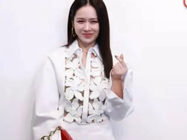배우 Son Ye Jin, 2024 봄 & 여름 "Valentino L'cole" 컬렉션 프리젠 테이션