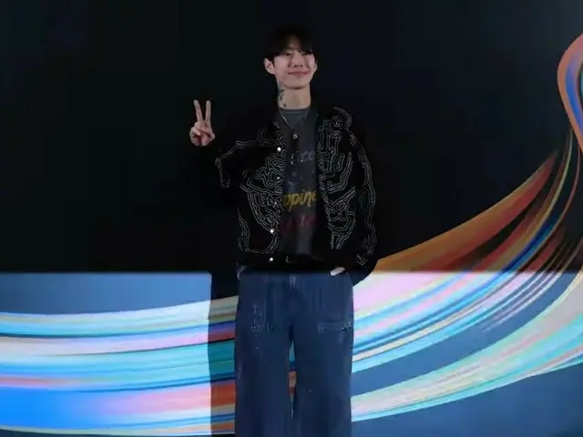 제이 파크, 14일 오후 영감 그랜드 오프닝 개인 파티 포토콜에 참여하는 모습.