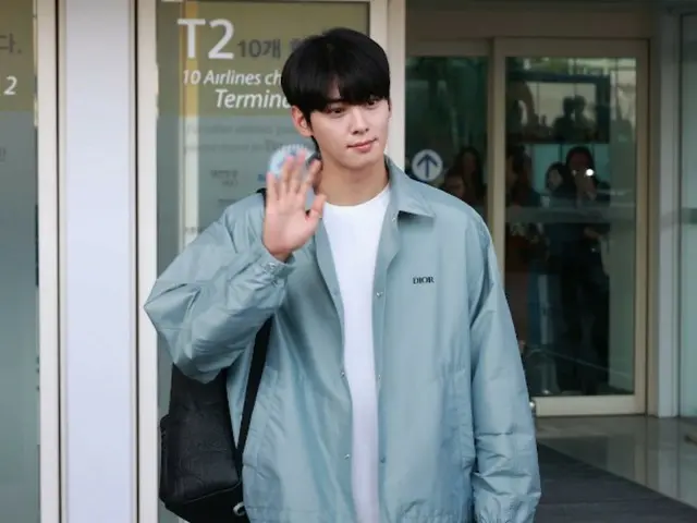 차우누, 20일 오전에 프랑스를 향해 출발의 모습@인천국제공항.