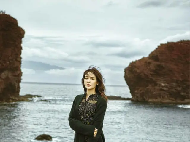 Actress Sung Yu Ri, photos from Grazia.